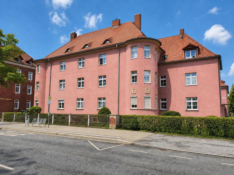 🏡✨ Traumhafte 2-Raum-Altbauwohnung frisch saniert – nur für Dich! ✨🏡